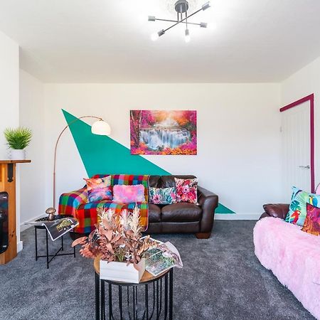 Aseda 4 Bedroom Private Parking, Game Zone -Pool Table, Garden Home Kingston upon Hull Zewnętrze zdjęcie