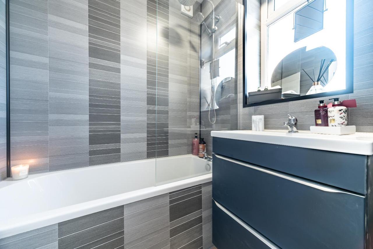 Aseda 4 Bedroom Private Parking, Game Zone -Pool Table, Garden Home Kingston upon Hull Zewnętrze zdjęcie